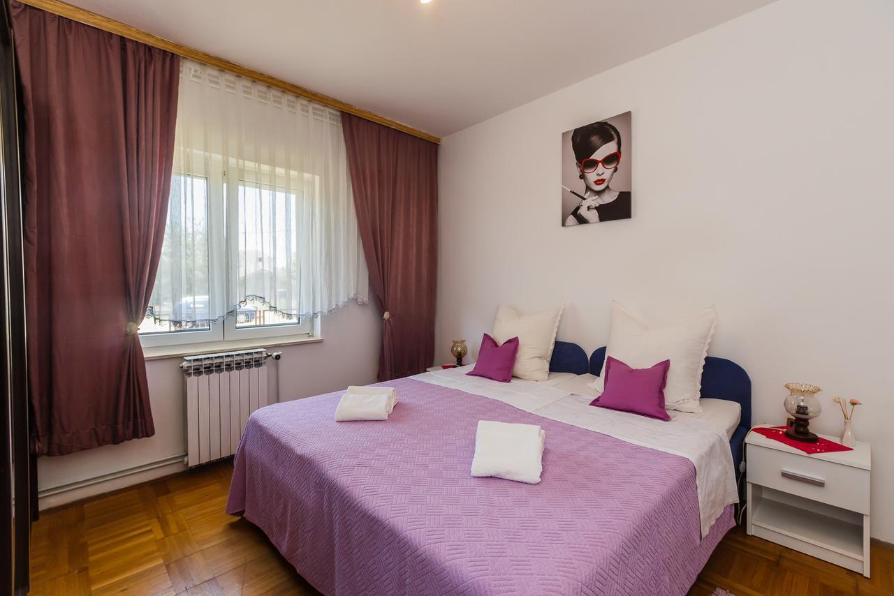 Apartman Mila Daire Kastela Dış mekan fotoğraf