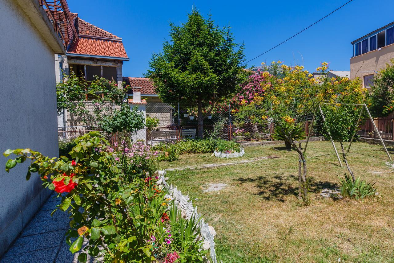 Apartman Mila Daire Kastela Dış mekan fotoğraf