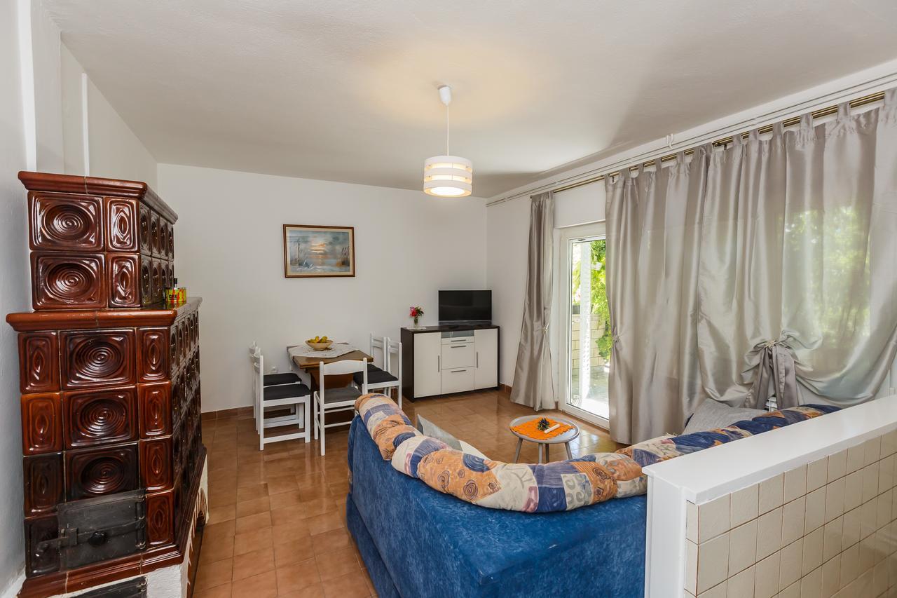 Apartman Mila Daire Kastela Dış mekan fotoğraf