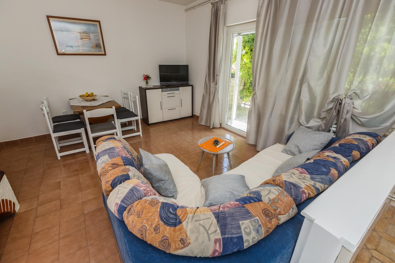 Apartman Mila Kastela Dış mekan fotoğraf
