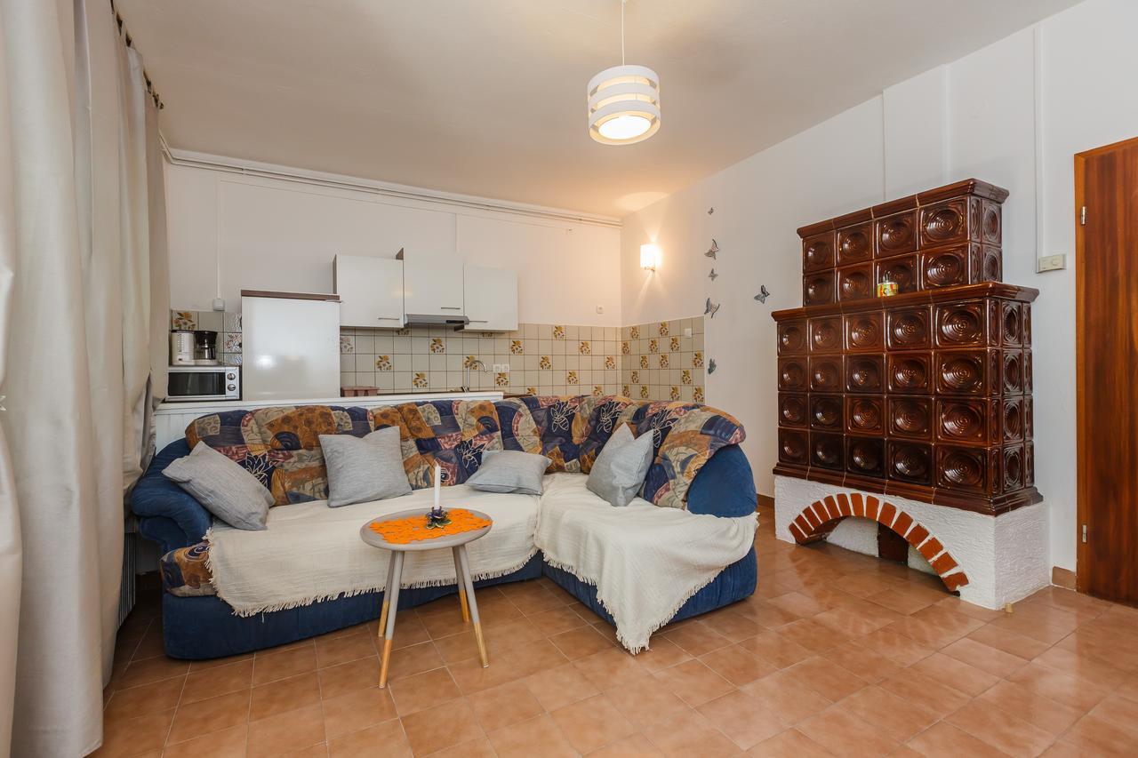 Apartman Mila Daire Kastela Dış mekan fotoğraf