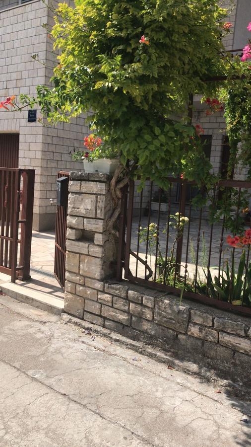 Apartman Mila Kastela Dış mekan fotoğraf